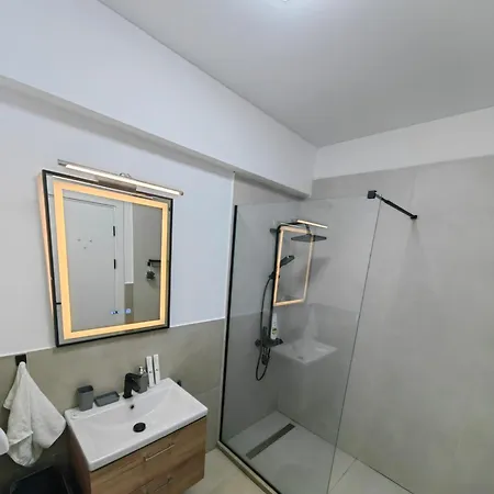 Alezzi Odyssey Lägenhetshotell